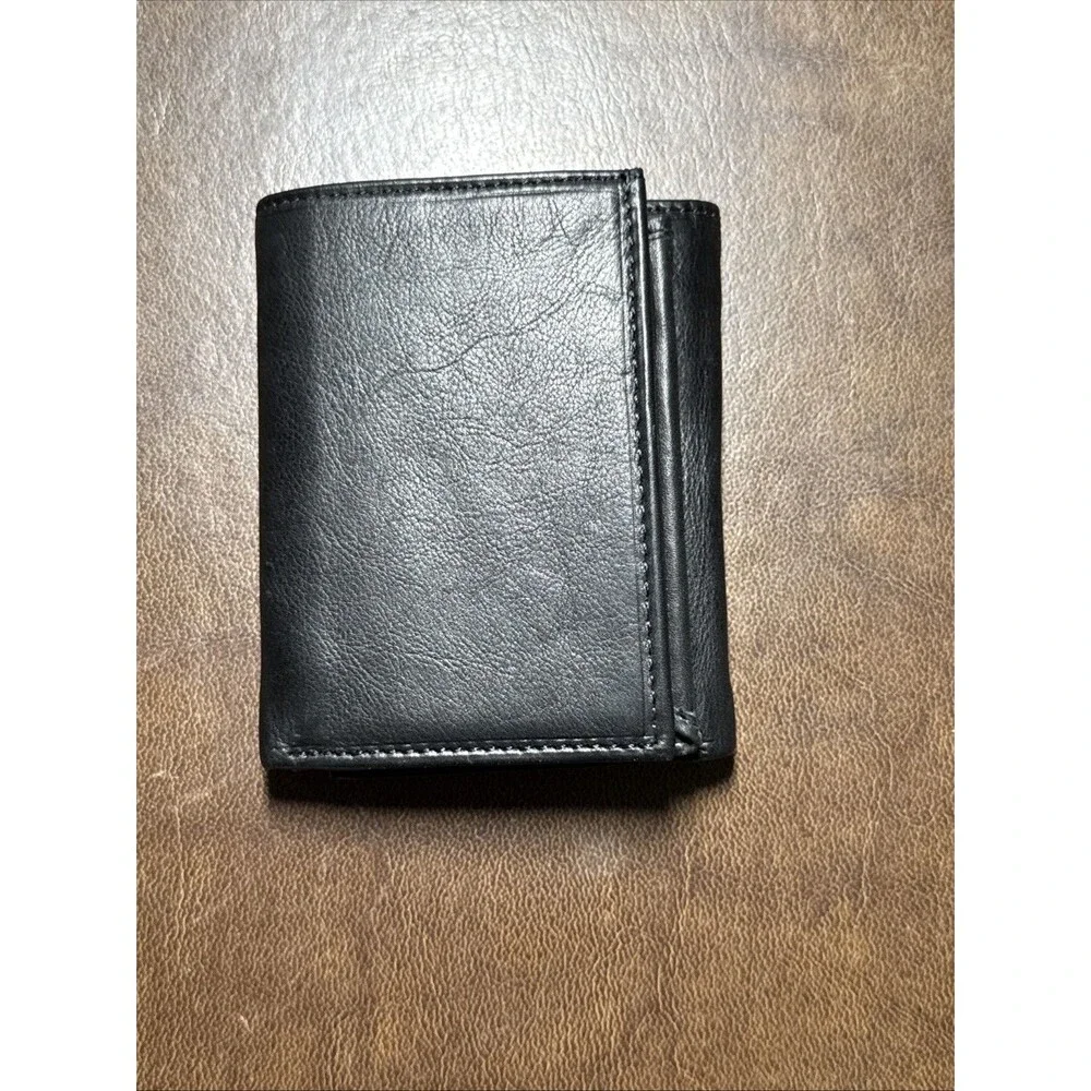 Paul & Taylor Men's Genuine Leather Trifold Wallet w/ Foldouts - Soft Supple EUC